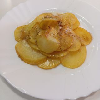 Patatas al ajillo y vinagre