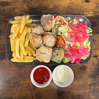 Afgani pollo tikka plato