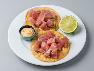 Tostadas de atún (2 uds.)