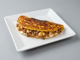 Cachapa De Queso Y Carne Mechada