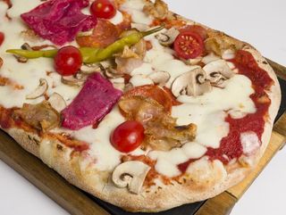 RUCULA, PALETA IBÈRICA Y PARMESANO