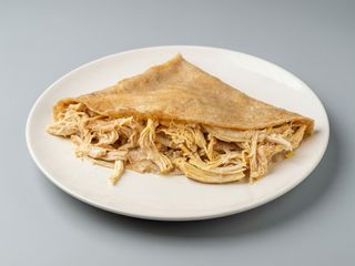 Crepe de pollo mechada