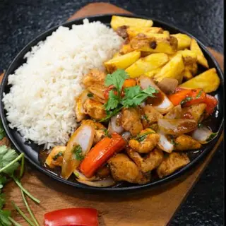 Pollo Saltado