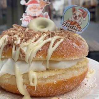 Mini rosco de nata , choco blanco y filipinos