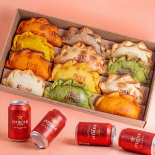 Pack Amigos: 12 empanadas + 4 bebidas
