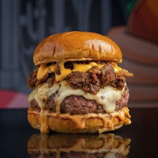 Hamburguesa Gourmet Verona (200 g.) + patatas