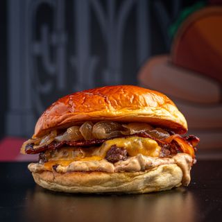Hamburguesa smash New York (200 g.) + patatas