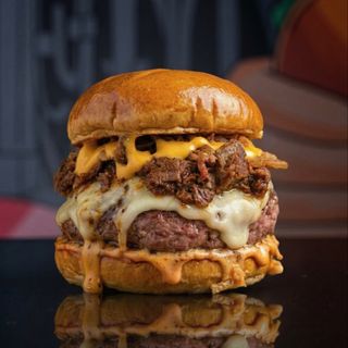 Hamburguesa smash Verona (200 g.) + patatas