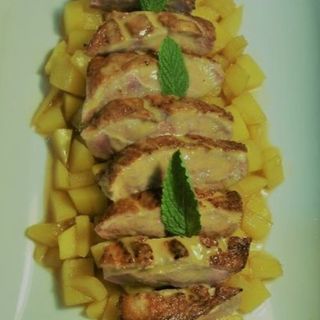 Pato con salsa mango