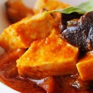 Tofu con salsa picante
