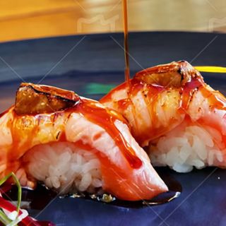 Nigiri salmón y foie flameado
