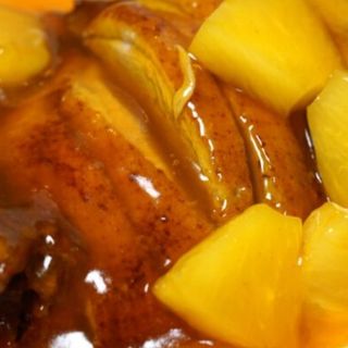 Pato con salsa piña