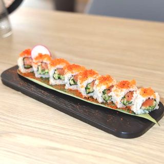57B·Uramaki de spicy salmón (8 uds.)