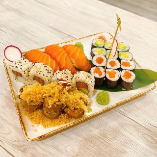 C7.Combo Aventurero (23pzs)