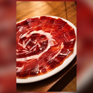 Jamón de bellota cortado a mano (100 g.)
