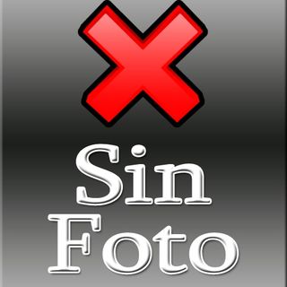 Combo de alitas de pollo y patatas fritas caseras