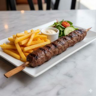 Plato de pincho de carne picada