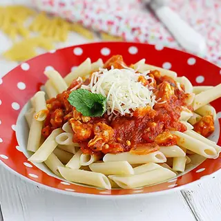 Macarrones Con Pollo(Ración)