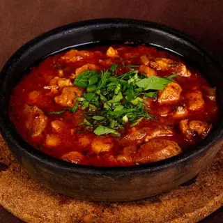 Magra Con Tomate (1/2 Ración)
