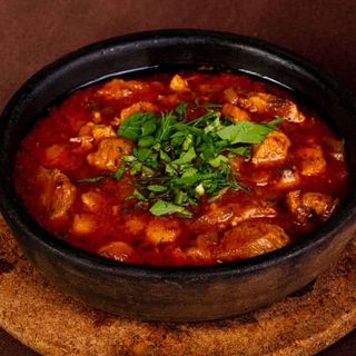 Magra Con Tomate (1/2 Ración)