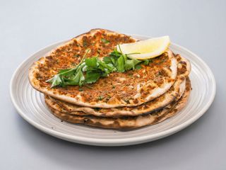 Pizza turca solo carne con queso