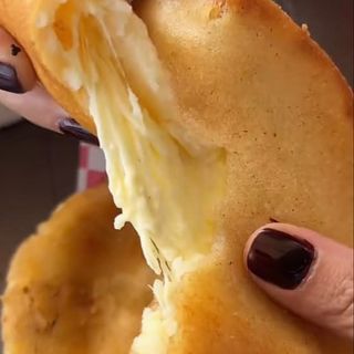 EMPANADA DE QUESO