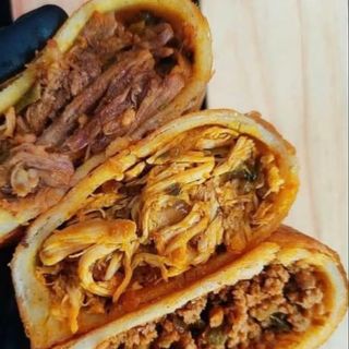 EMPANADA DE PABELLÓN
