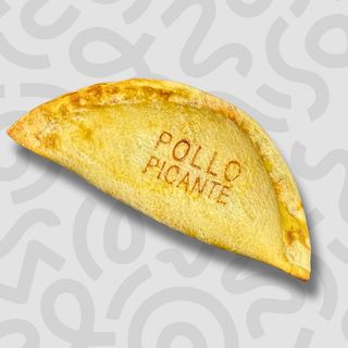 Empanada de pollo picante