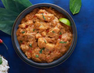 Arroz con ternera y salsa