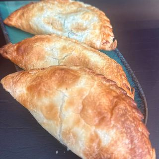 Empanada Clásica de Espinaca & Queso (1 Ud.)