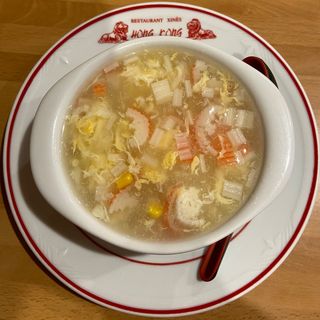 Sopa de maíz con carne de cangrejo