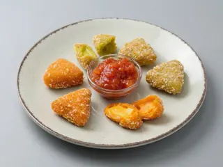 Mix de nachos rellenos