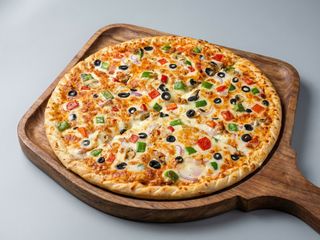 Pizza mixto de Pollo Y Ternera (chicken & Beef)