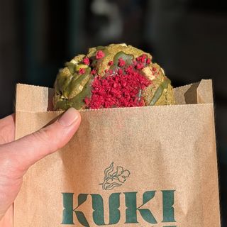 Matcha con Frambuesa