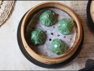 303.xiaolongbao con caldo（verde）4pcs