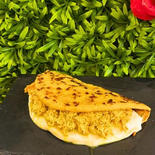 Cachapa de Pollo Mechado