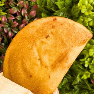 Empanada de Bacon y Queso Llanero