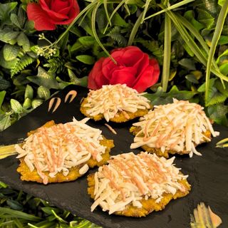Tostones de Queso