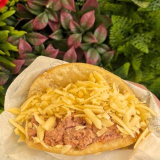 Arepa de Diablito con Queso Amarillo