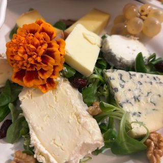 Tabla de quesos franceses