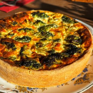 Quiche brocolí-queso