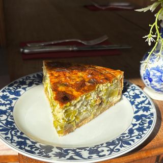 Tarta puerros y bechamel