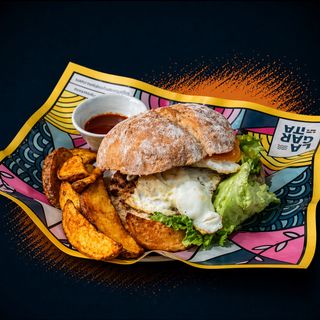 Hamburguesa con huevo
