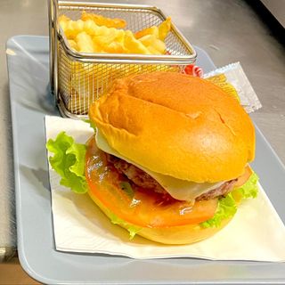 Hamburguesa ''La de siempre''