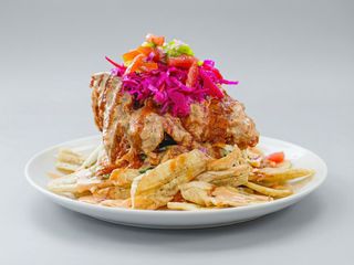 Pollo Frito con Tajadas