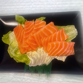 63-SASHIMI DE SALMONS (6 Piezas)
