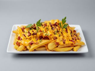 Patatas bacon cheese fries