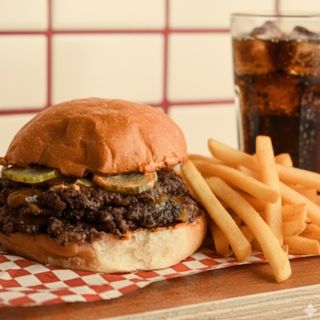 Menú Sammy –  4× Smash Power del Chef + Patatas o Boniato + Bebida