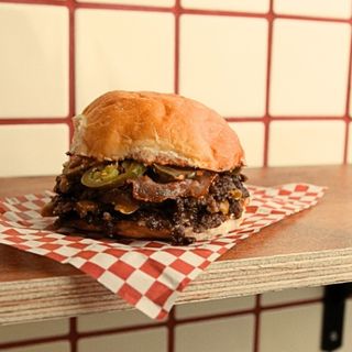 Anthony Smash Burger –  Doble Carne, Bacon y Jalapeños del Chef