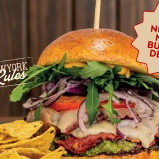 Burger PanchoVila
